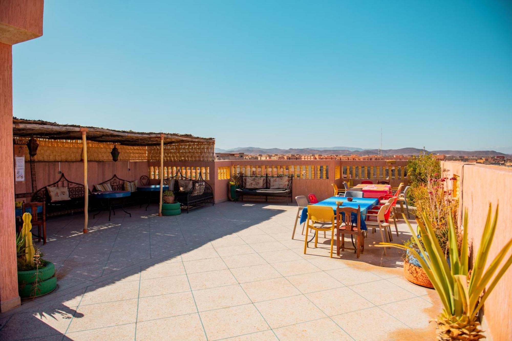 Hostel Afgo Rooftop Варзазат Екстер'єр фото